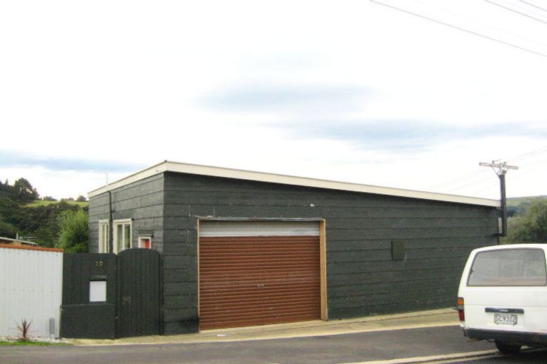 Photo of property in 10 Saddleview Place, Fairfield, Dunedin, 9018