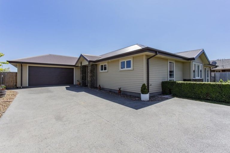 Photo of property in 11 Carmichael Street, Rangiora, 7400