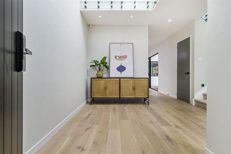 Photo of property in 55 Godfrey Drive, Orewa, 0931