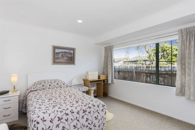 Photo of property in 6 Whakaruru Place, Matua, Tauranga, 3110