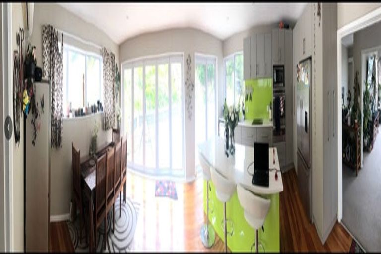 Photo of property in 11 Morgan Place, Tawa, Wellington, 5028