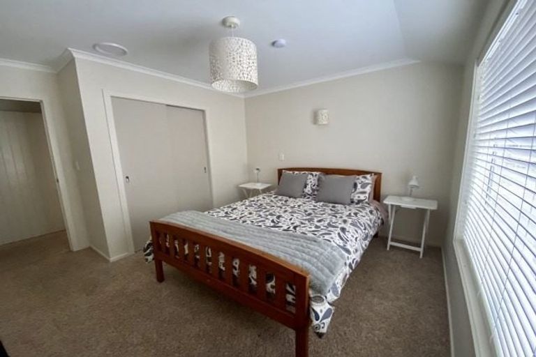 Photo of property in 4 Camellia Lane, Carterton, 5713