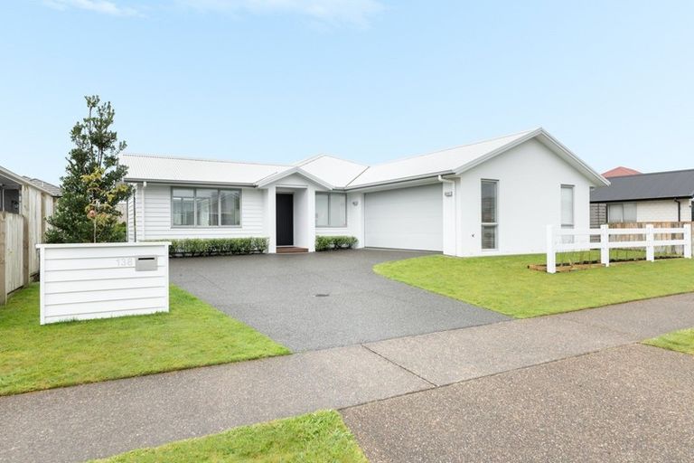 Photo of property in 138 Puhirake Crescent, Pyes Pa, Tauranga, 3112