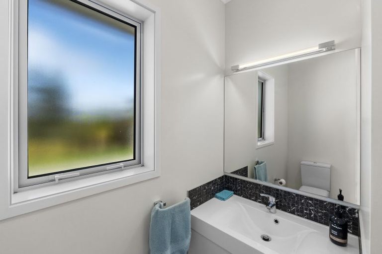 Photo of property in 26c Mcentee Road, Waitakere, Auckland, 0816