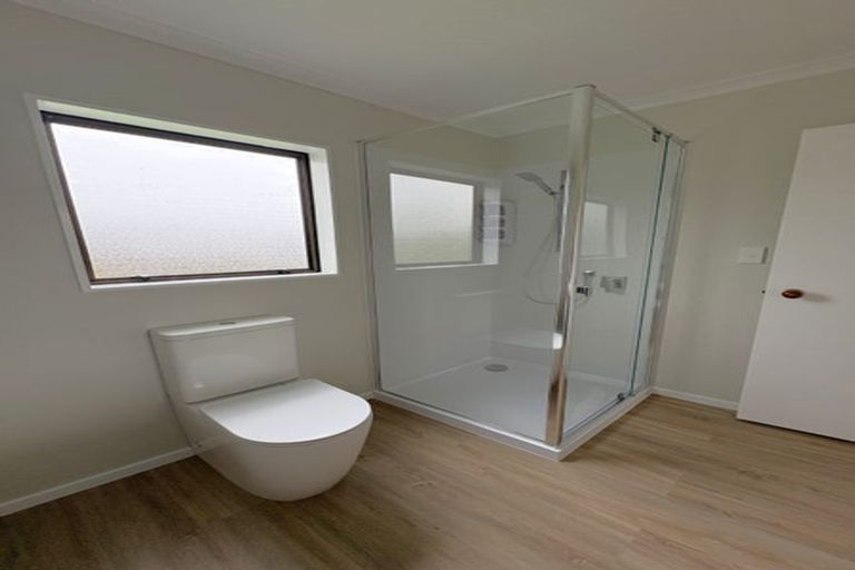 Photo of property in 15b Whitechapel Grove, Stokes Valley, Lower Hutt, 5019