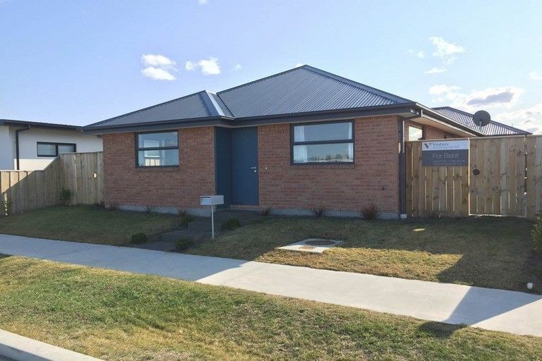 Photo of property in 127 Infinity Drive, Pegasus, 7612