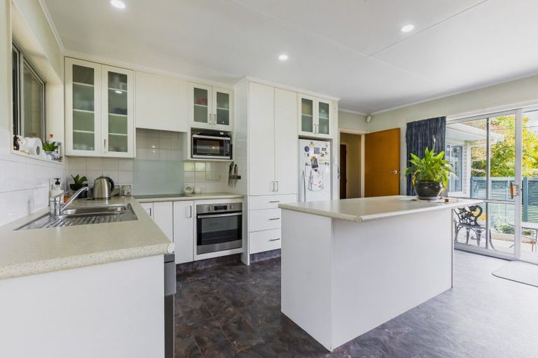 Photo of property in 34 Mcgreevy Street, Waipawa, 4210