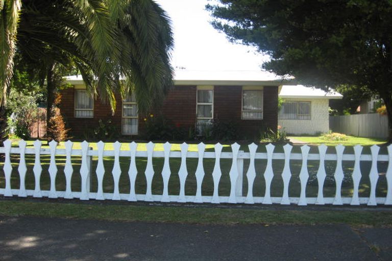 Photo of property in 3 Aorangi Street, Feilding, 4702