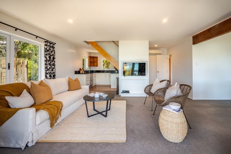 Photo of property in 58 Onuku Road, Akaroa, 7520