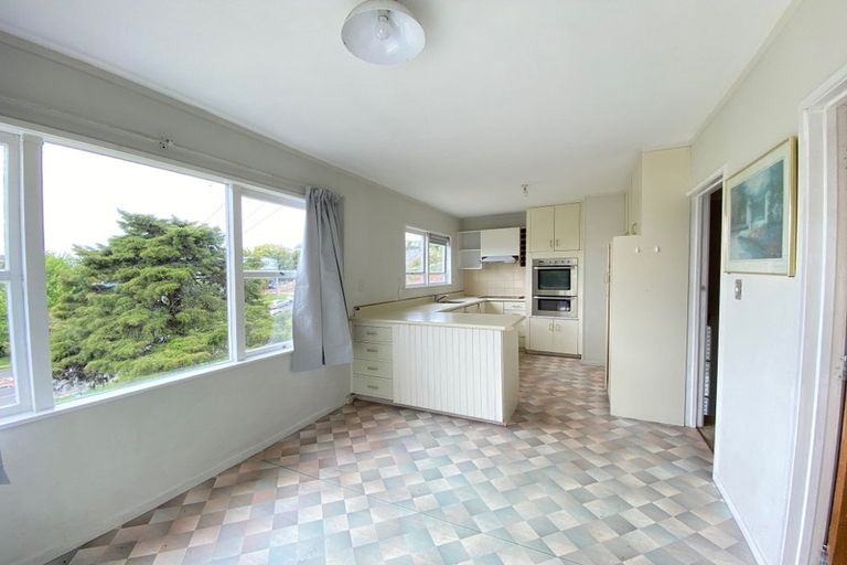 Photo of property in 36 Woodside Avenue, Northcote, Auckland, 0627