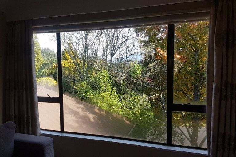 Photo of property in 8 Awatea Terrace, Lynmore, Rotorua, 3010