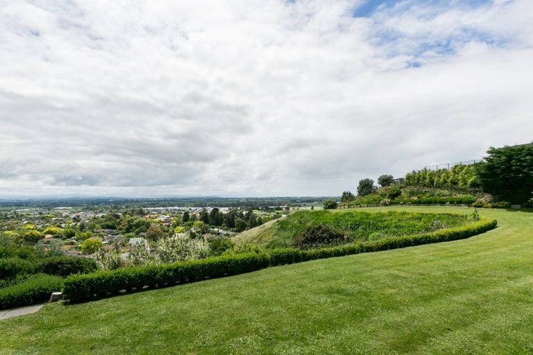 Photo of property in 151 Durham Drive, Havelock North, 4130