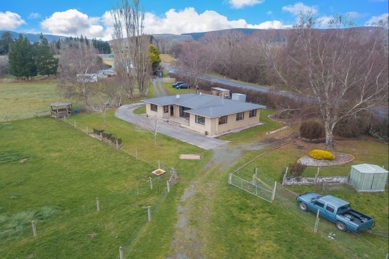 Photo of property in 40 Manuka Gorge Highway, Milton, 9292