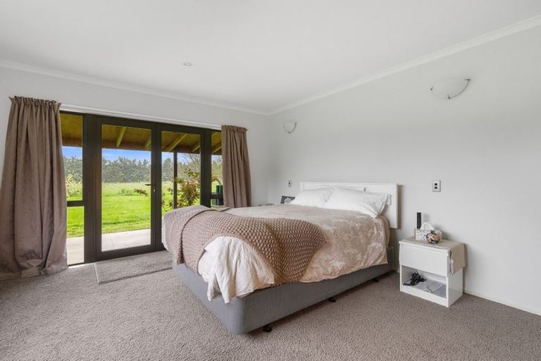 Photo of property in 70 Joblins Road, Levin, 5571