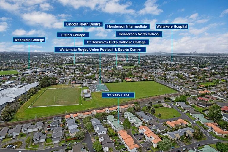 Photo of property in 12 Vitex Lane, Henderson, Auckland, 0612