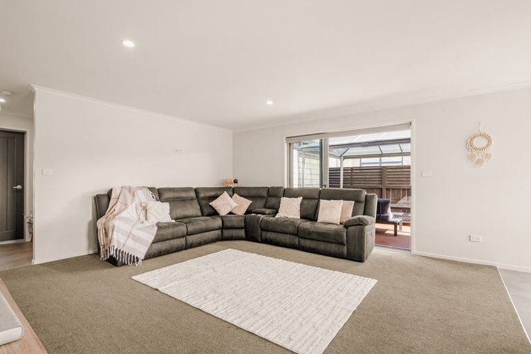 Photo of property in 143 Te Okuroa Drive, Papamoa, 3118