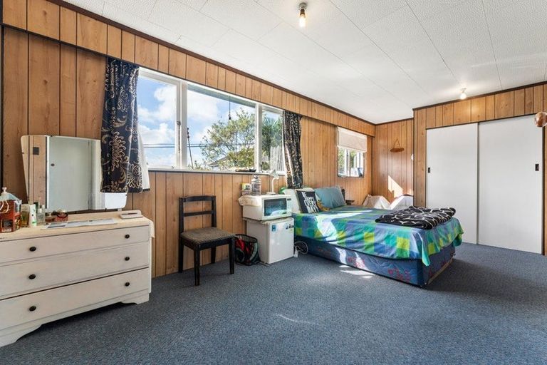 Photo of property in 1/22 Captain Scott Road, Glen Eden, Auckland, 0602