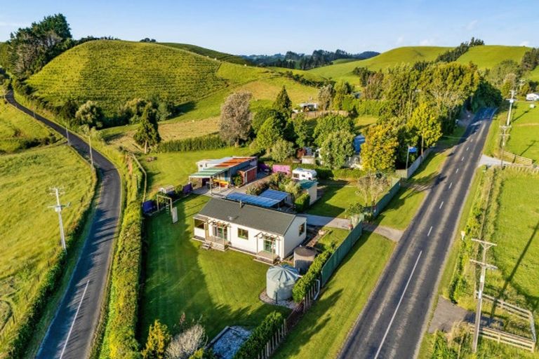 Photo of property in 191 Lincoln Road, Inglewood, 4389