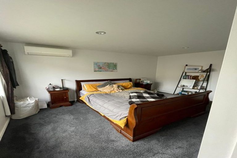Photo of property in 11 Rosses Place, Pinehill, Auckland, 0632