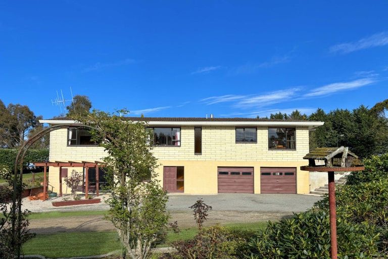 Photo of property in 106 Tutu Hill Road, Weston, Oamaru, 9491