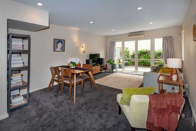 Photo of property in 35 Austin Street, Sydenham, Christchurch, 8023