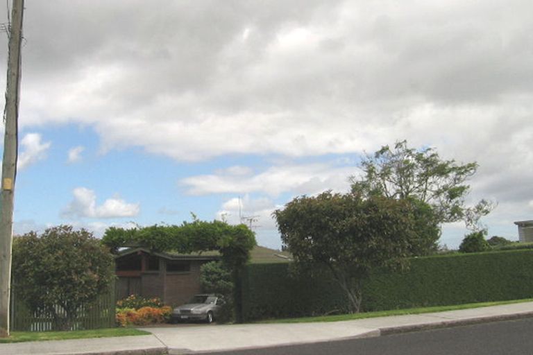 Photo of property in 10 Riverview Road, Panmure, Auckland, 1072