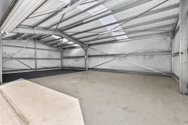 Photo of property in 2 Coleman Street, Paraparaumu, 5032