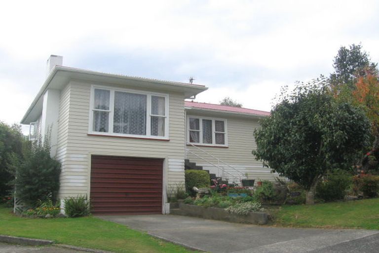 Photo of property in 11 Gawler Grove, Wainuiomata, Lower Hutt, 5014