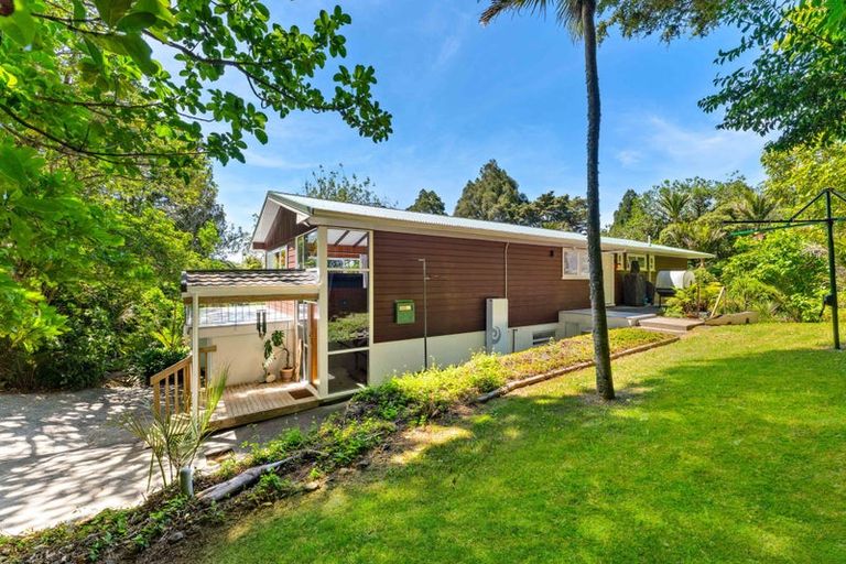 Photo of property in 260 School Road, Waimauku, 0881