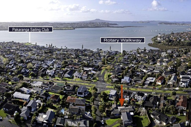 Photo of property in 4 Sarah Place, Farm Cove, Auckland, 2012