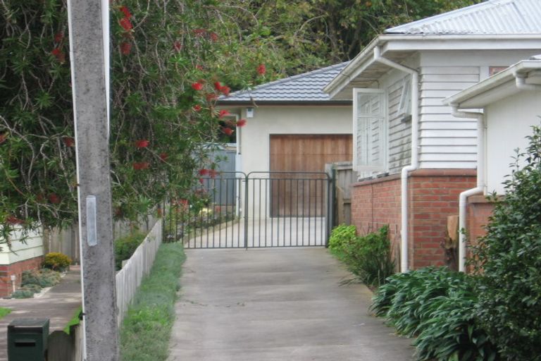 Photo of property in 14 Hayward Road, Papatoetoe, Auckland, 2025