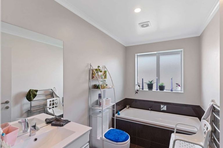 Photo of property in 12 Chandler Way, Rolleston, 7615