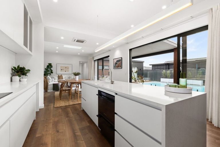 Photo of property in 2 Hikawera Drive, Frimley, Hastings, 4120