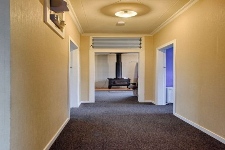 Photo of property in 15 Irving Street, Gore, 9710