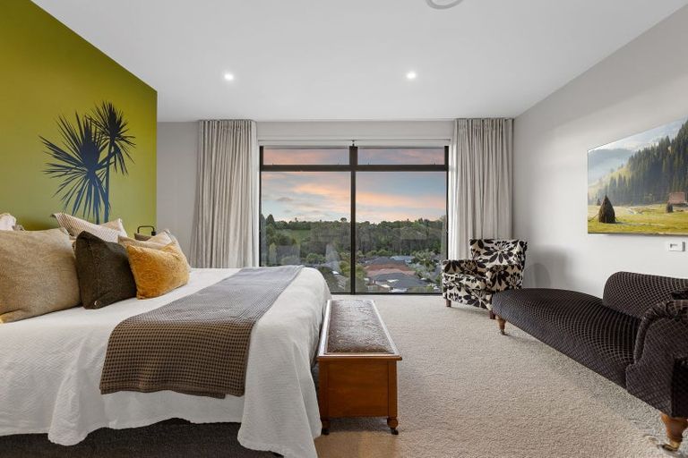 Photo of property in 101 Oteki Park Drive, Welcome Bay, Tauranga, 3112