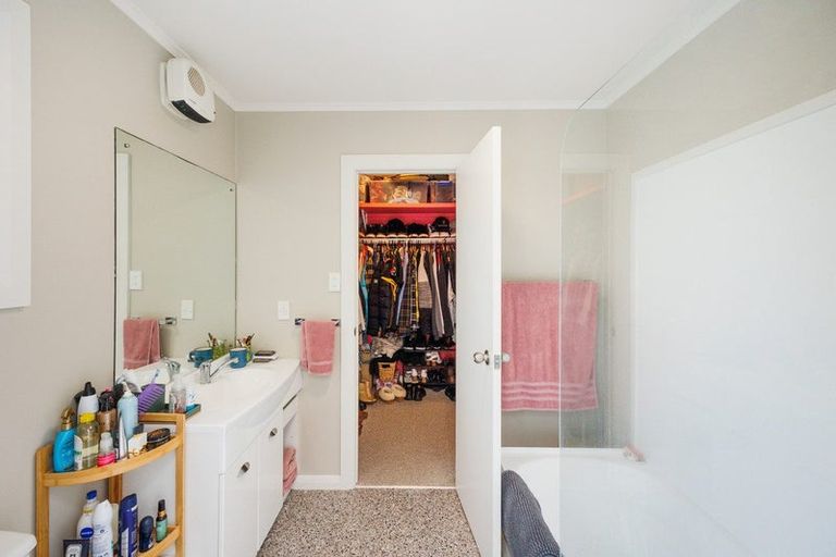 Photo of property in 2 Dalrymple Place, Marton, 4710