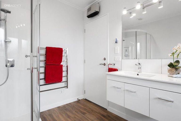 Photo of property in 8 Amy Place, Rangiora, 7400