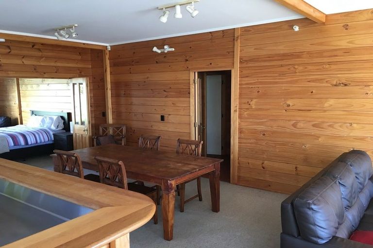 Photo of property in 16 Mcfarlane Street, Mount Victoria, Wellington, 6011