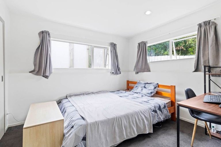 Photo of property in 22a Morton Avenue, Forrest Hill, Auckland, 0620
