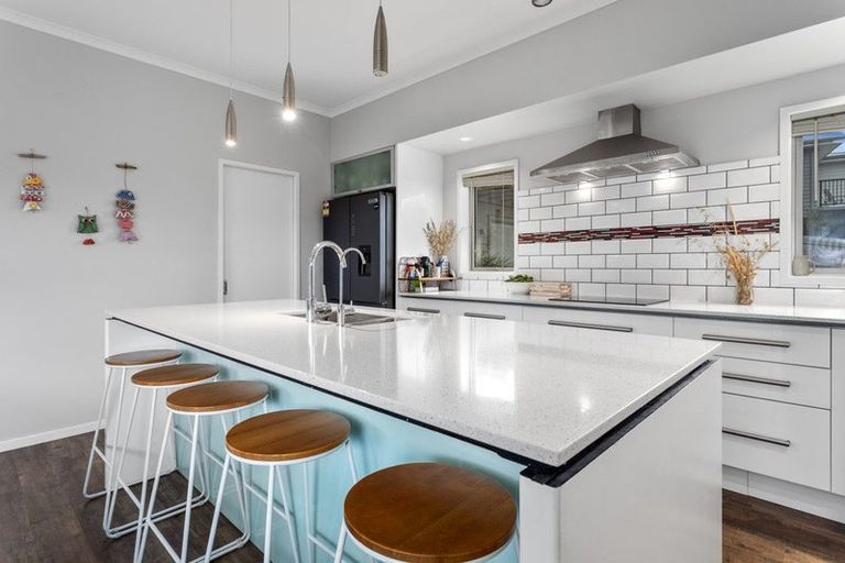 Photo of property in 6 Omega Place, Coastlands, Whakatane, 3120