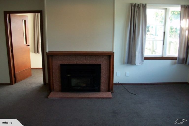 Photo of property in 6 Dickson Crescent, Hornby, Christchurch, 8042