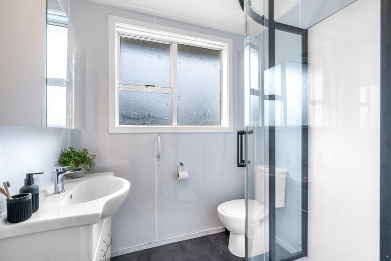 Photo of property in 18 Lyon Street, Glengarry, Invercargill, 9810