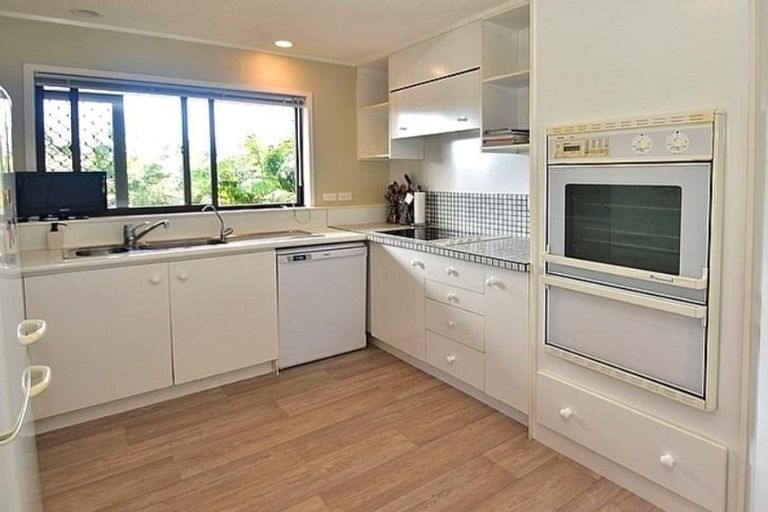 Photo of property in 54a The Circle, Manly, Whangaparaoa, 0930