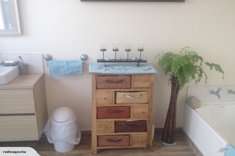 Photo of property in 36 Orowaiti Road, Westport, 7825