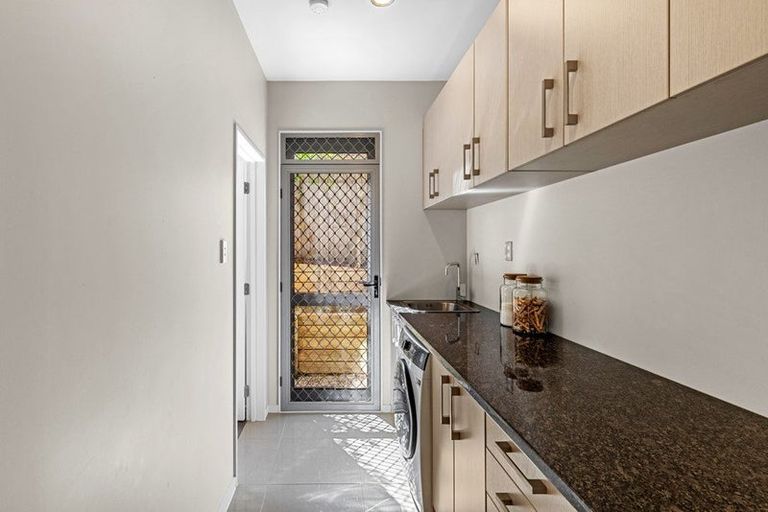 Photo of property in 81b Fairview Avenue, Fairview Heights, Auckland, 0632