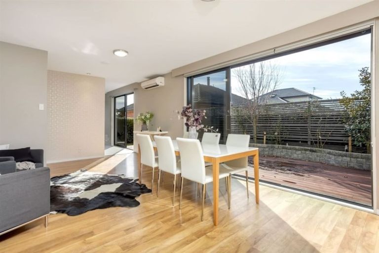 Photo of property in 6a Sawyers Arms Road, Northcote, Christchurch, 8052