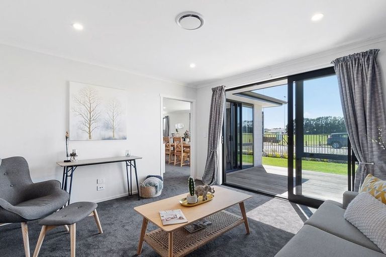 Photo of property in 1 Rapana Drive, Tuakau, 2121