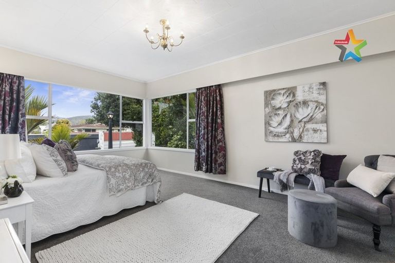 Photo of property in 36 Ludlam Crescent, Woburn, Lower Hutt, 5010