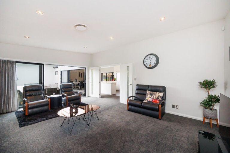 Photo of property in 24a Ihaka Street, Hokowhitu, Palmerston North, 4410