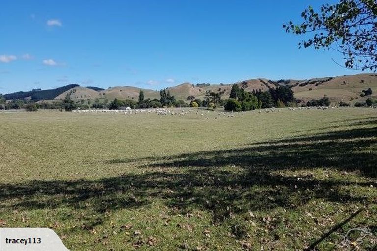 Photo of property in 34 Admiral Road, Gladstone, Masterton, 5883